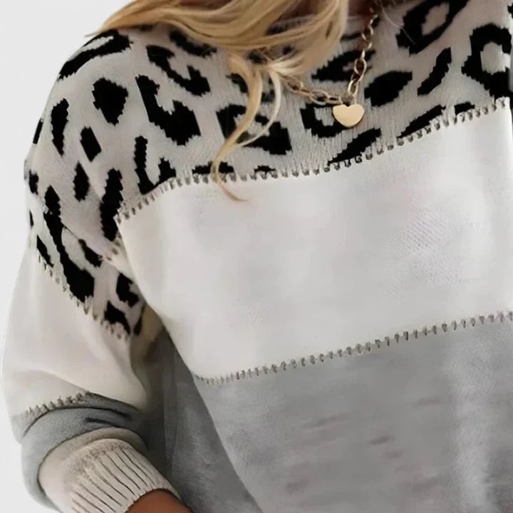 Lina | Elegant Leopard Print Sweater